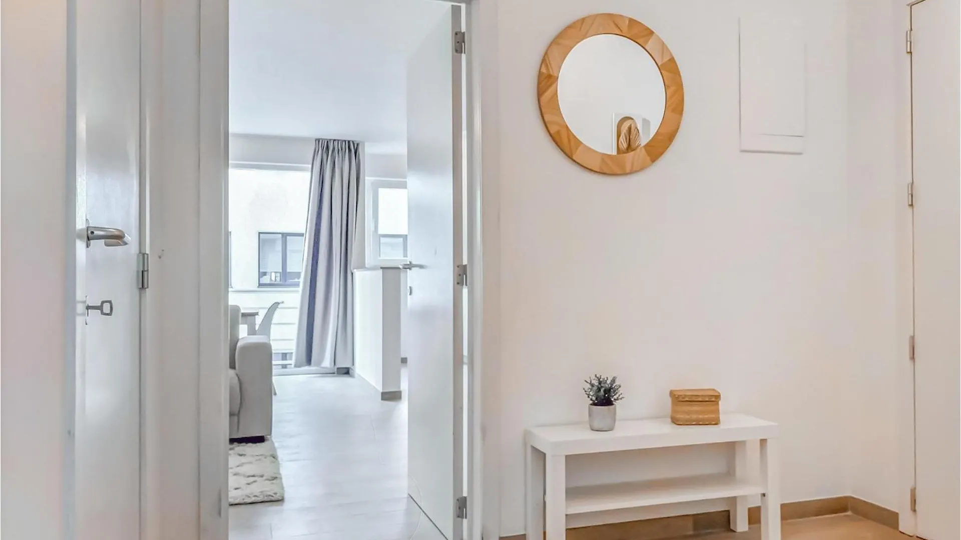 Awesome Apartment In Oostende With Kitchen Ostend