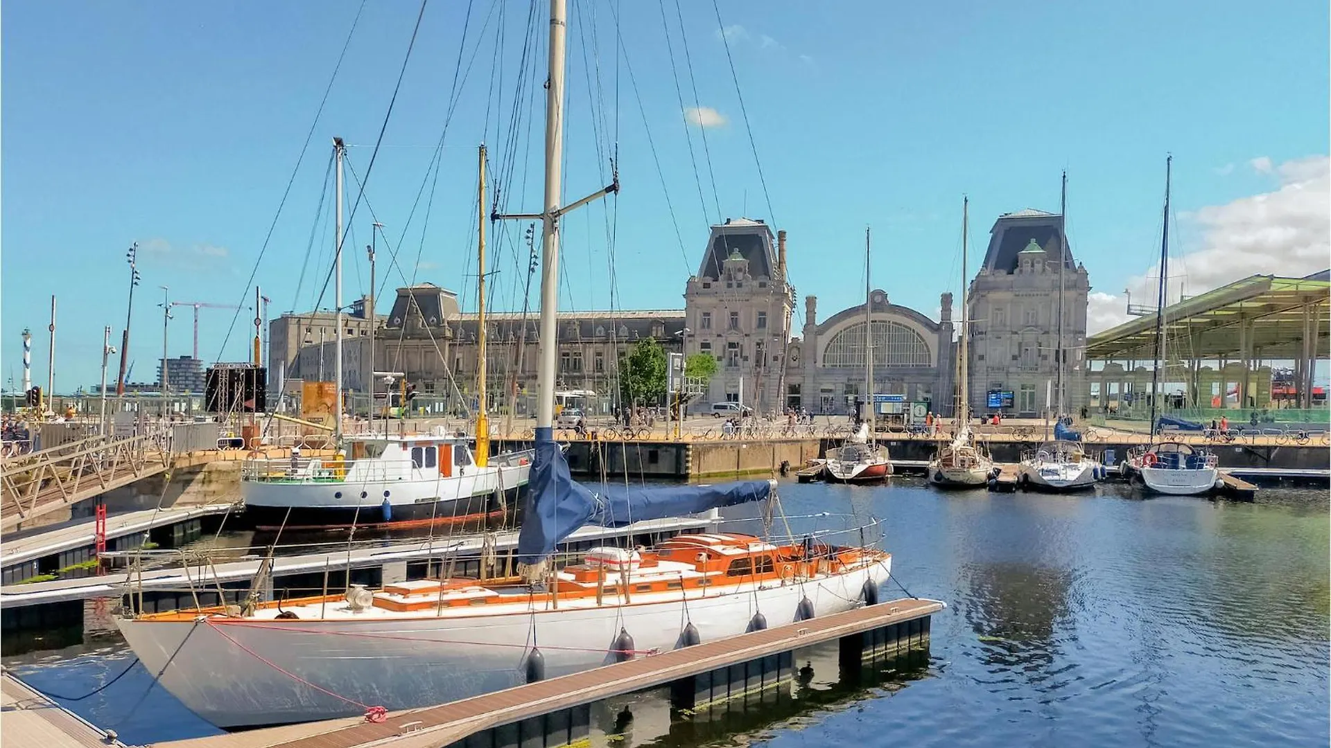 Awesome Apartment In Oostende With Kitchen Ostend